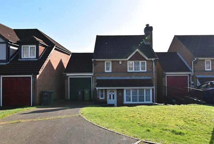 3 Bedroom Detached House For Sale In Shingle Court, St. Leonards-On-Sea, TN38