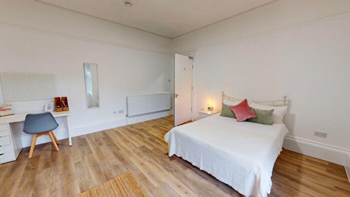 7 Bedroom House To Rent In Chester Crescent, NE2