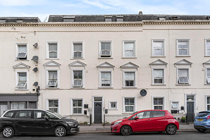 2 Bedroom Apartment For Sale In Beulah Road, Thornton Heath, CR7