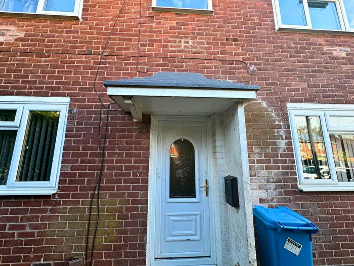 2 Bedroom Maisonette To Rent In Southwick Road, Northern Moor, Manchester, M23