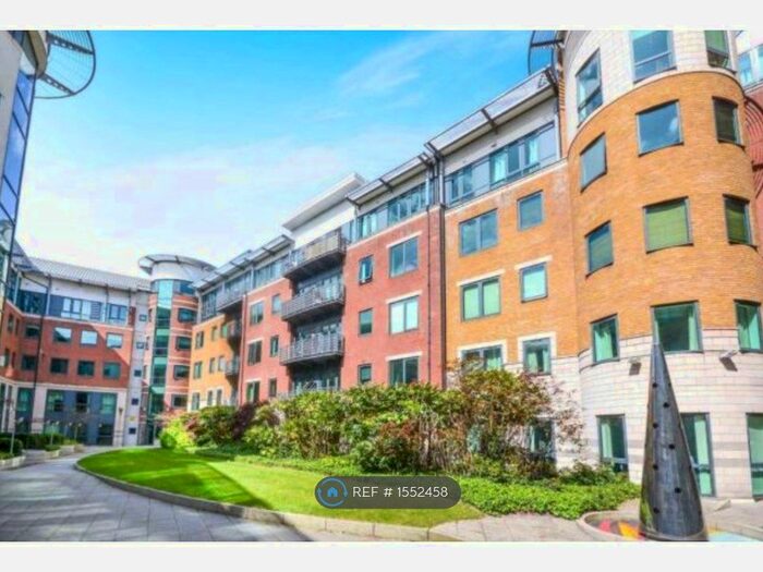 2 Bedroom Flat To Rent In City South, Manchester, M15