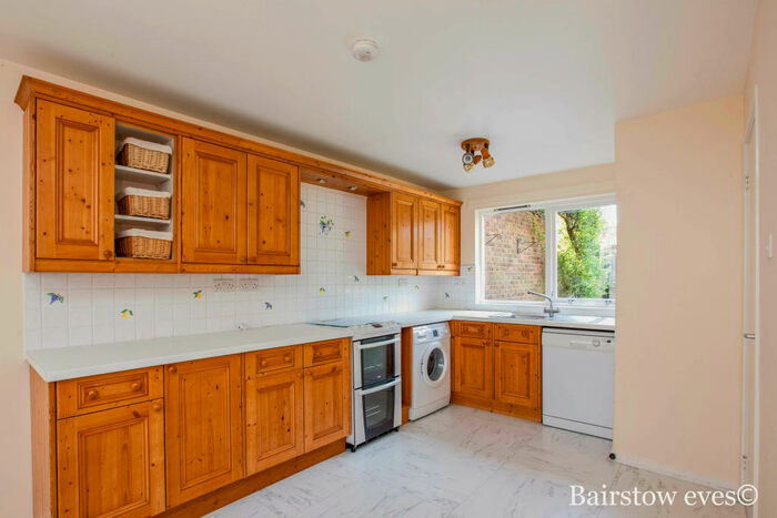 3 Bedroom Terraced House To Rent In West Grove, Woodford, IG8