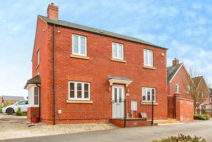 3 Bedroom Detached House For Sale In Junction Way, Thrapston, Kettering, NN14