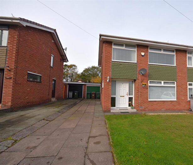 3 Bedroom Semi Detached House For Sale In Gwendoline Close, Wirral, CH61