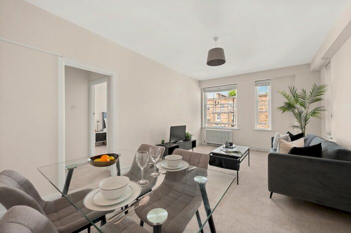 1 Bedroom Flat To Rent In Dolphin Square, Chichester Street, London, SW1V