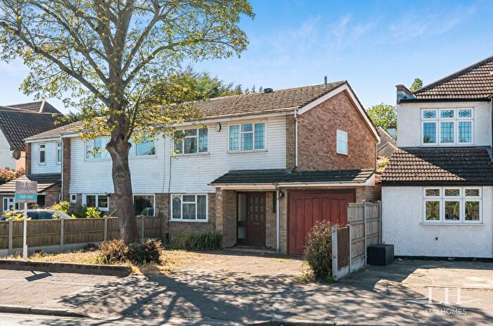 4 Bedroom Semi-detached House For Sale In A Brentwood Road, Romford, RM2