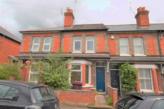 3 Bedroom Terraced House To Rent In Cromwell Road, Caversham, RG4