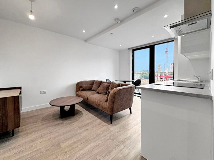 1 Bedroom Apartment To Rent In The Radiant, Leeds City Centre, LS3