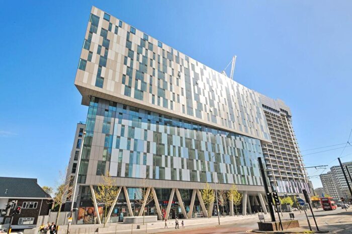 1 Bedroom Apartment To Rent In Tennyson Apartments, Saffron Central Square, Croydon, CR0