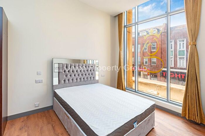 Studio To Rent In Cranbrook Road, Ilford, IG1