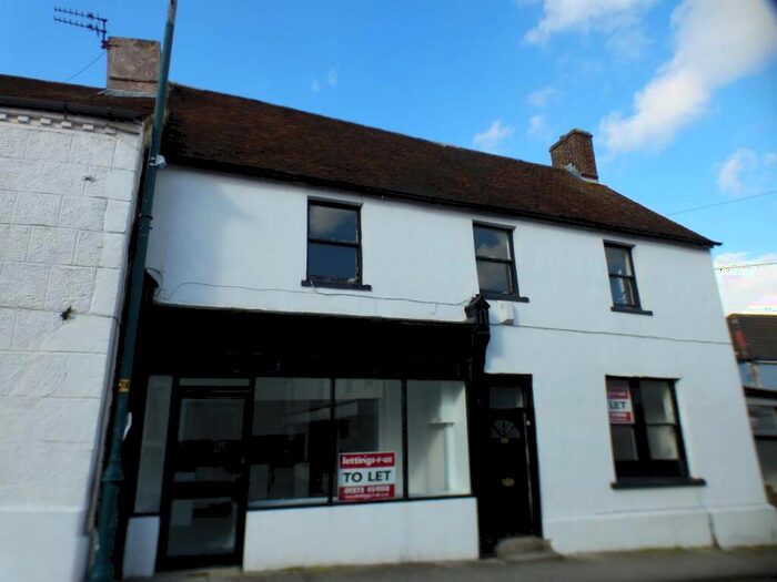 1 Bedroom Flat To Rent In Market Place, Westbury, BA13