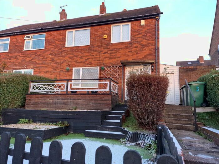 3 Bedroom Semi-Detached House To Rent In Westfield Grove, Dewsbury, West Yorkshire, WF13
