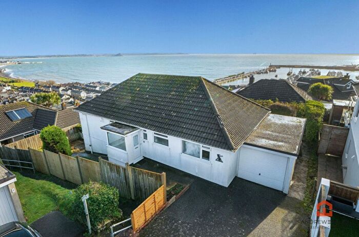 3 Bedroom Bungalow For Sale In Newlyn, Penzance, TR18