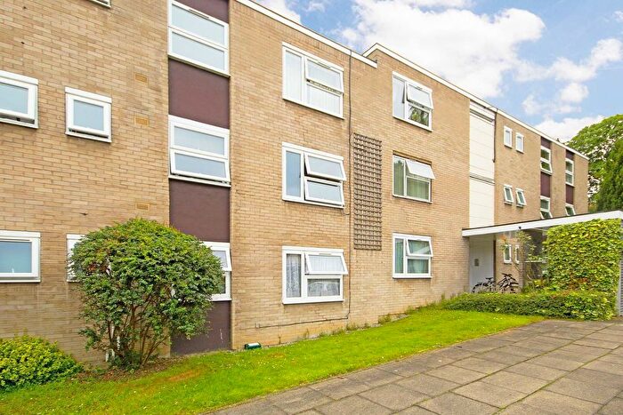 1 Bedroom Flat To Rent In Hepple Close, Isleworth, TW7