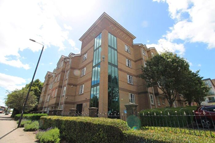 2 Bedroom Flat To Rent In Sheepcote Road, Harrow-On-The-Hill, Harrow, HA1
