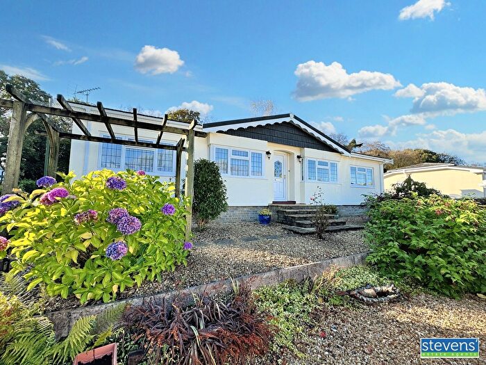 2 Bedroom Mobile/park Home For Sale In The Beeches, Sampford Courtenay, Okehampton, Devon, EX20