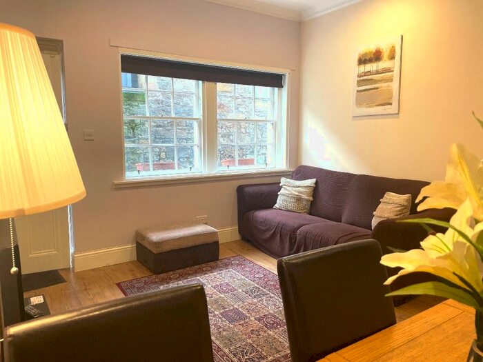 2 Bedroom Flat To Rent In Kings Stables Lane, Grassmarket, Edinburgh, EH1