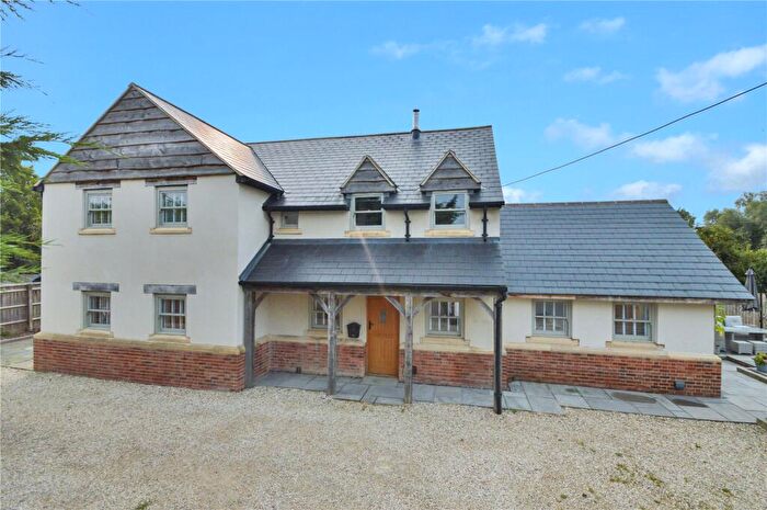 4 Bedroom Detached House For Sale In Chelworth Road, Cricklade, Swindon, Wiltshire, SN6