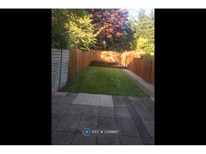 3 Bedroom Terraced House To Rent In Spencer Road, Isleworth, TW7