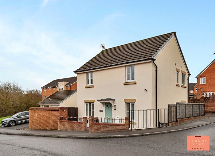 3 Bedroom Detached House For Sale In Druids Close, Caerphilly, CF83