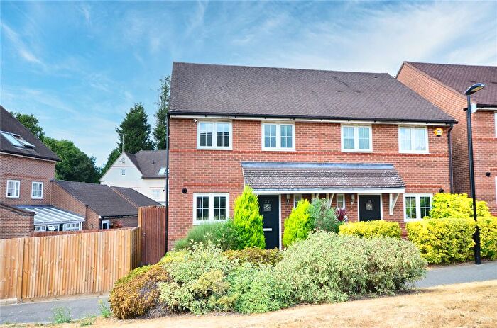 3 Bedroom Semi-Detached House For Sale In East Grinstead, West Sussex, RH19