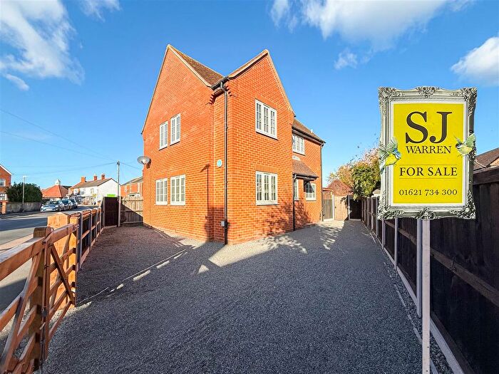 3 Bedroom Detached House For Sale In Devonshire Road, Burnham-On-Crouch, CM0