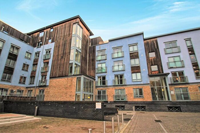 3 Bedroom Apartment To Rent In The Penthouse, Quayside Drive, Colchester, CO2