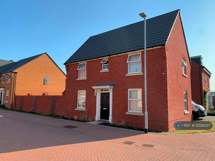 3 Bedroom Detached House To Rent In Babbage Grove, Leighton Buzzard, LU7