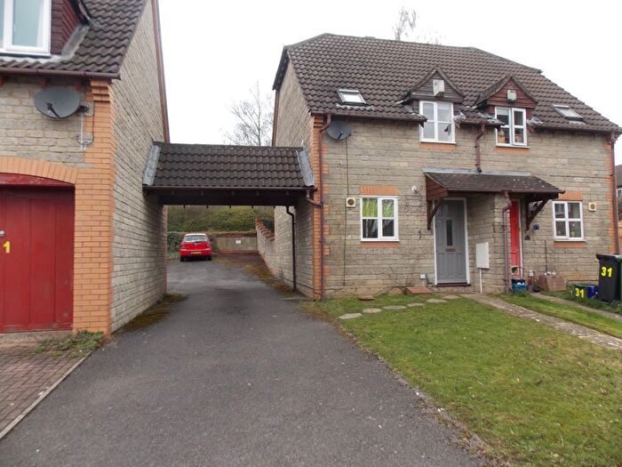 2 Bedroom End Of Terrace House To Rent In Muirfield, Warmley, Bristol, BS30