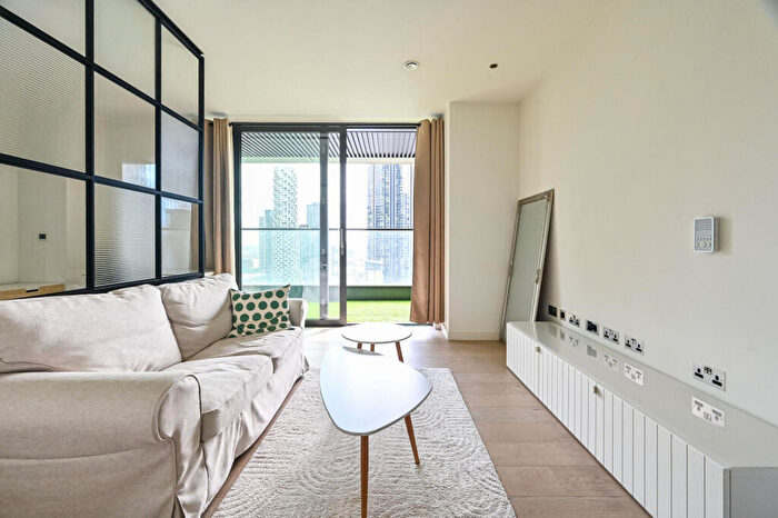 Studio For Sale In Bagshaw Building, Docklands, London, E14