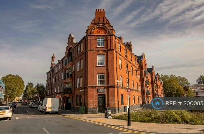 3 Bedroom Flat To Rent In Hannibal Road, London, E1