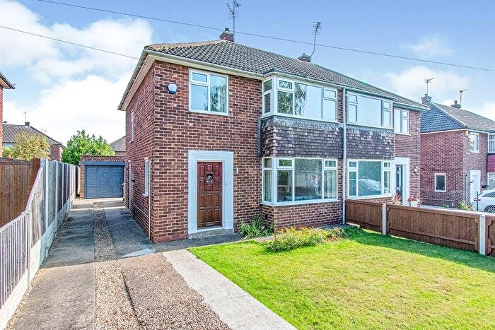 3 Bedroom Semi-Detached House To Rent In Dargle Avenue, Doncaster, South Yorkshire, DN2