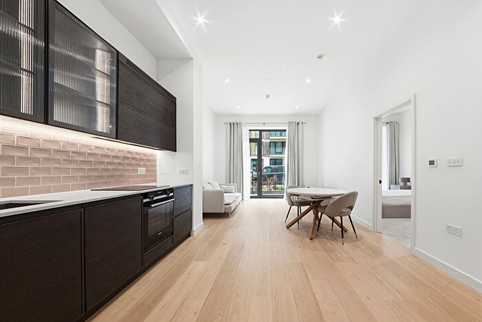 1 Bedroom Flat To Rent In India House, E16