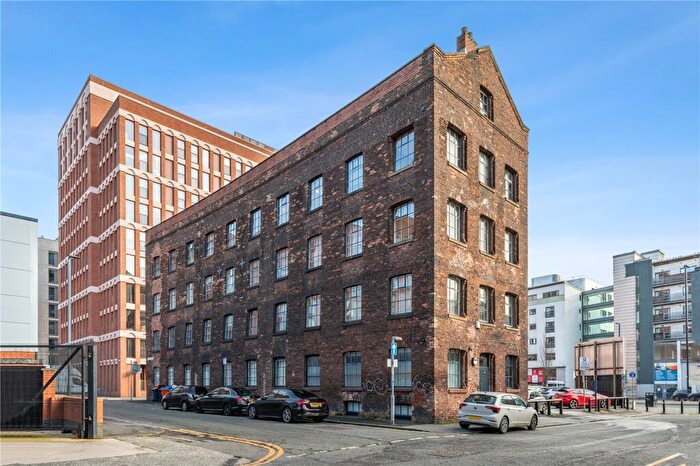 3 Bedroom Penthouse To Rent In Cable Street, Manchester, Greater Manchester, M4