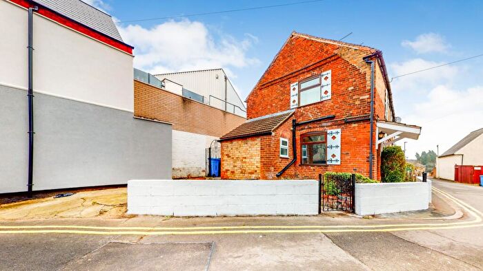 2 Bedroom Cottage To Rent In Park Lane, Littleover, DE23