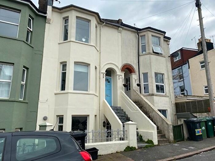2 Bedroom Flat To Rent In Brading Road, Brighton, BN2