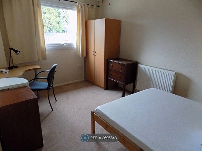 5 Bedroom Terraced House To Rent In Park Barn Drive, Guildford, GU2
