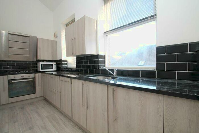 2 Bedroom Apartment To Rent In Causey Street, Newcastle Upon Tyne, NE3