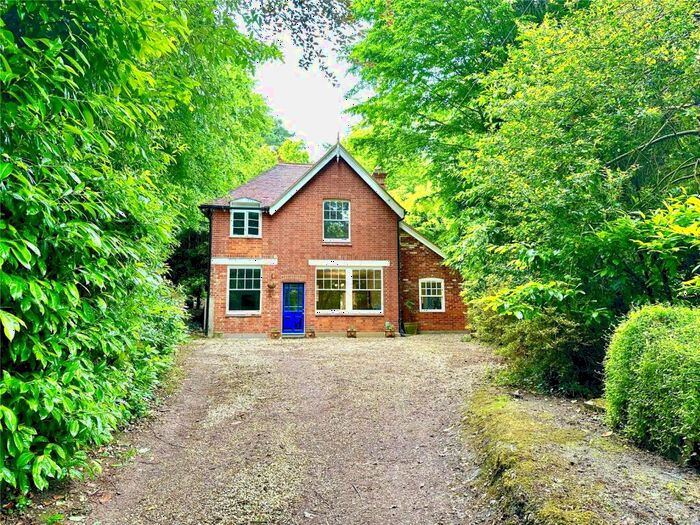 3 Bedroom Detached House For Sale In Lower Sandy Down Lane, Boldre, Lymington, Hampshire, SO41
