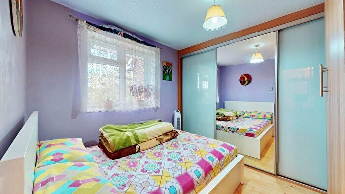 1 Bedroom Flat For Sale In Horsenden Lane North, Greenford, UB6