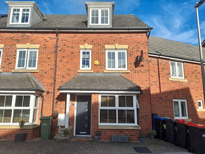 4 Bedroom Property To Rent In Matthau Lane, Milton Keynes, MK4