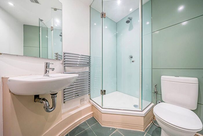 3 Bedroom Flat To Rent In The Panoramic, Westminster, London, SW1V