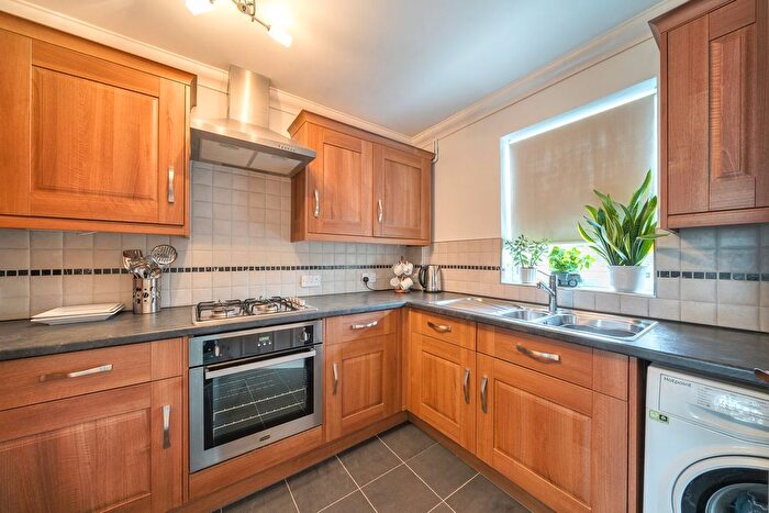 2 Bedroom Terraced House For Sale In Betts Close, Beckenham, BR3