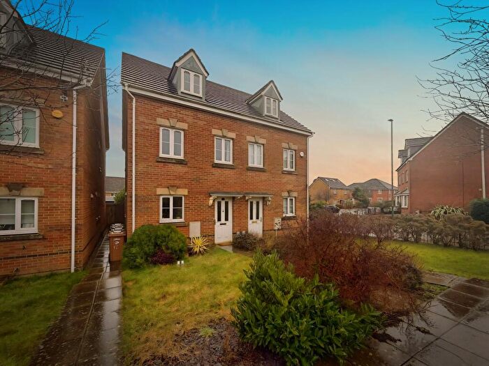 3 Bedroom House To Rent In Ynys Bery Close, Caerphilly, CF83