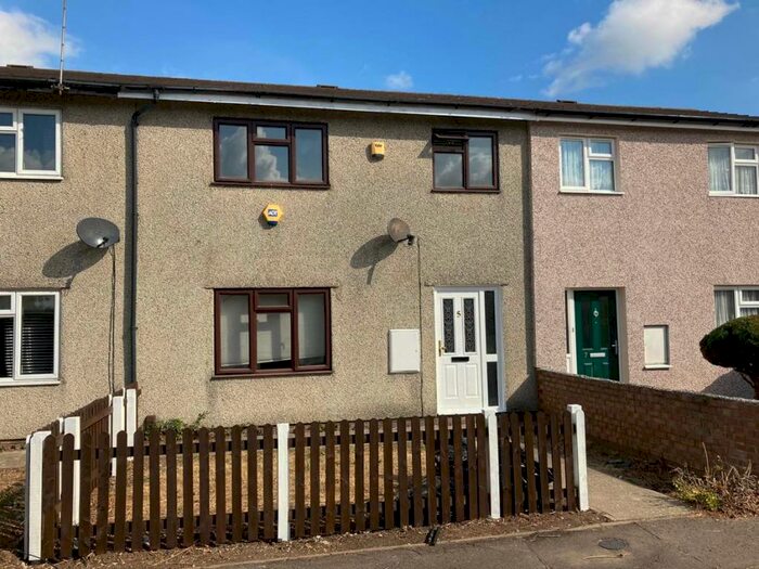 3 Bedroom Terraced House To Rent In Pitsea, Basildon, SS13