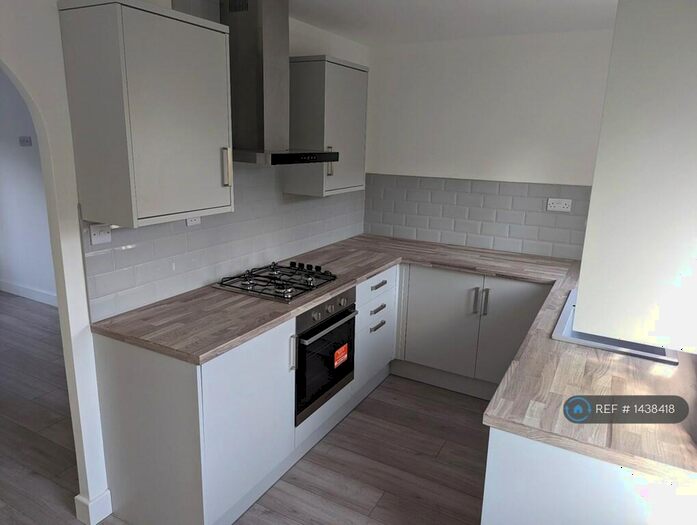 2 Bedroom End Of Terrace House To Rent In Roman Hill, Wigston, LE18