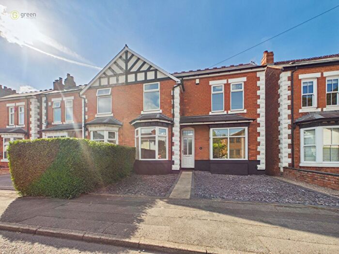 3 Bedroom Semi Detached House For Sale In Beech Road, Erdington, B23