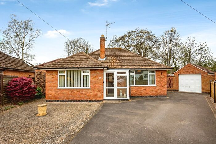 2 Bedroom Bungalow For Sale In Woodbrook Road, Loughborough, Leicestershire, LE11