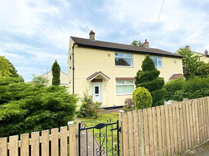 2 Bedroom Detached House To Rent In Keldregate, Huddersfield, West Yorkshire, HD2