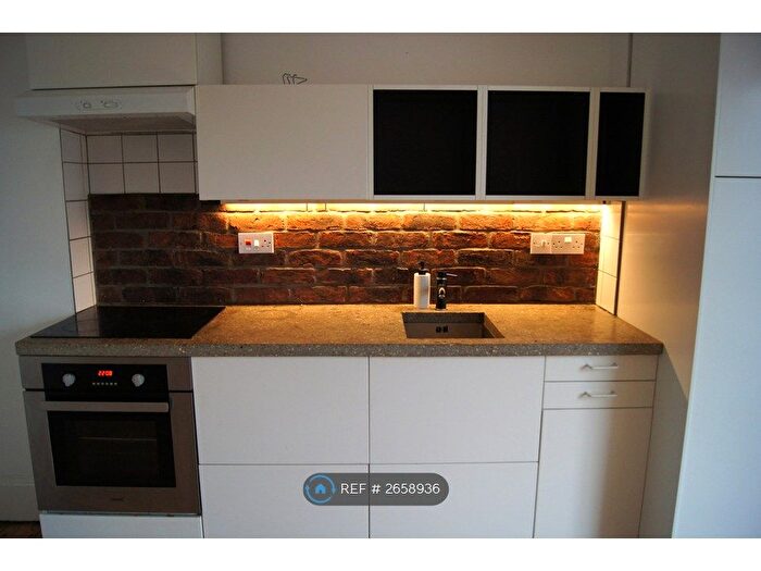 1 Bedroom Flat To Rent In Cheltenham Road, Bristol, BS6